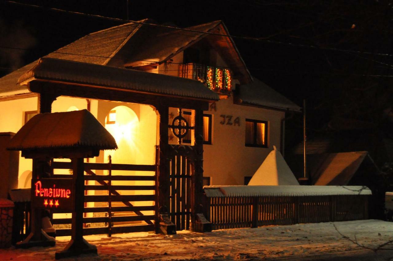 Hotel Cabana Iza Bîrsana Exterior foto